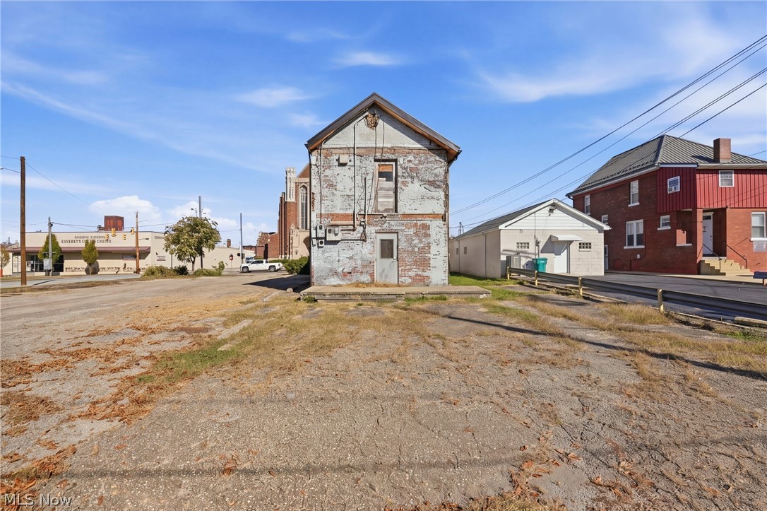 712 Market Street Zanesville OH 43701