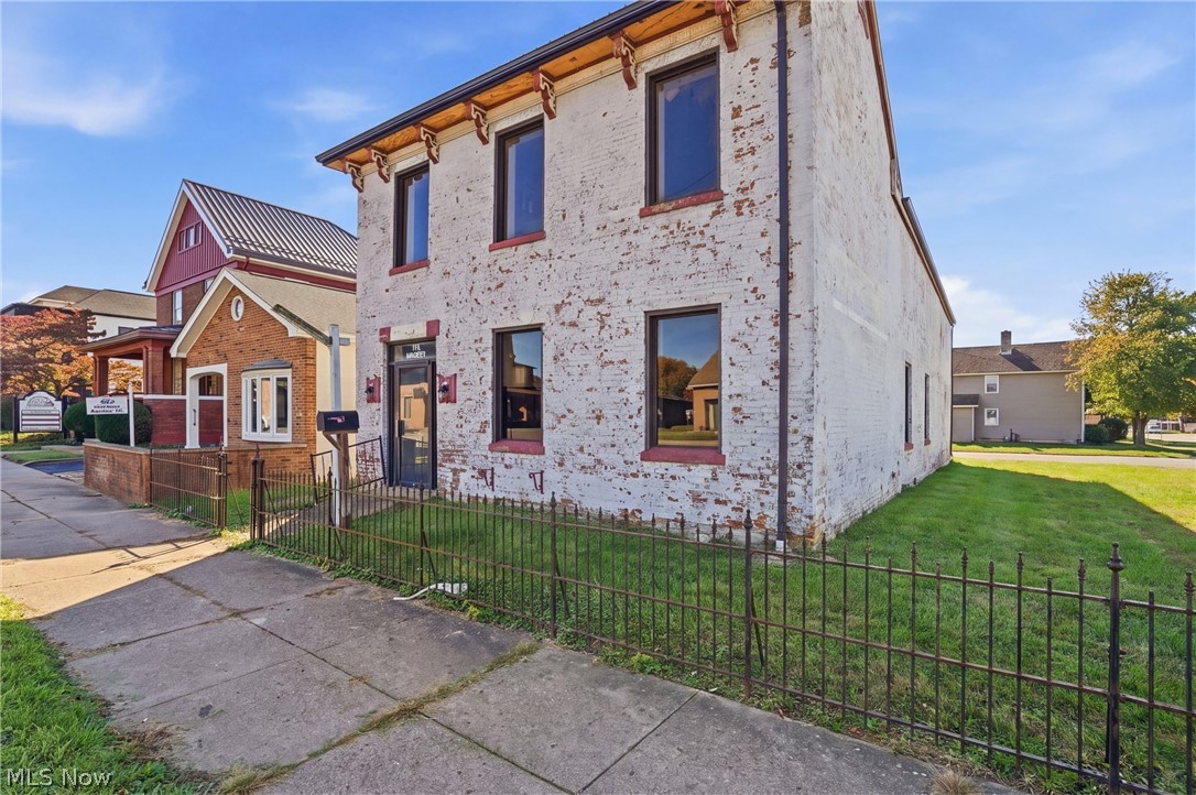 712 Market Street Zanesville OH 43701
