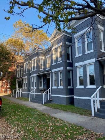2014 Seymour Avenue Cleveland OH 44113