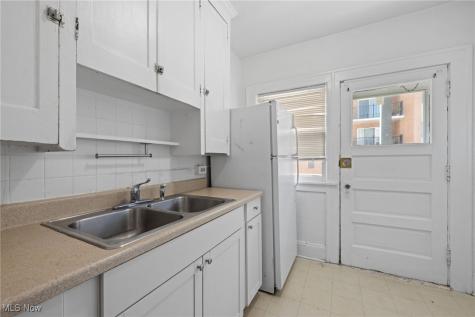 12015 Clifton Boulevard Lakewood OH 44107