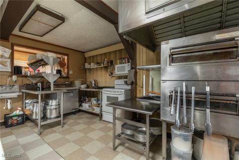 7224 Center Street Mentor OH 44060