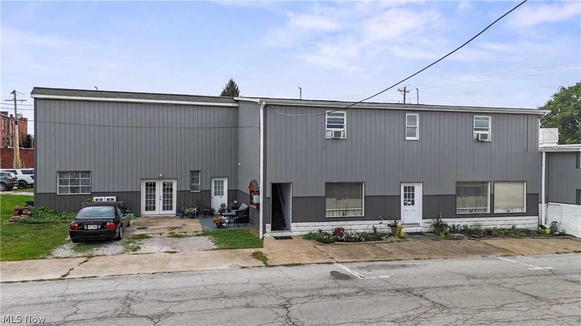 41 Railroad Street New London OH 44851