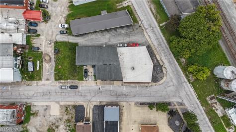 41 Railroad Street New London OH 44851