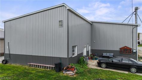 41 Railroad Street New London OH 44851