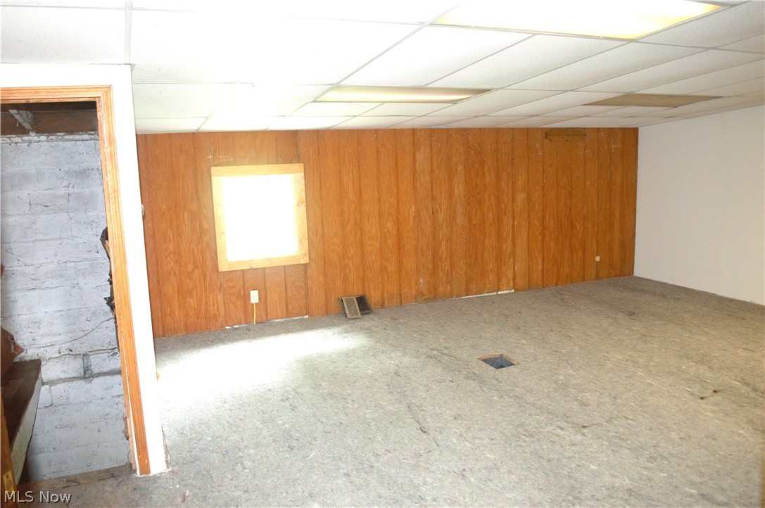 150 N Lake Street Madison OH 44057