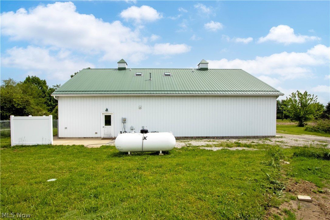 275 & 277 S Smyser Road Wooster OH 44691