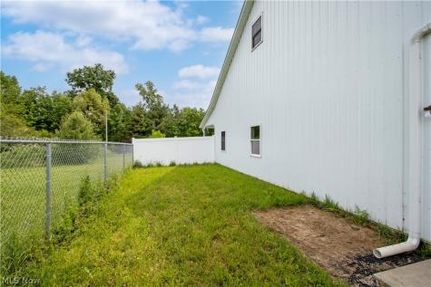 275 & 277 S Smyser Road Wooster OH 44691
