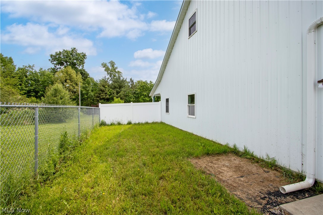 275 & 277 S Smyser Road Wooster OH 44691