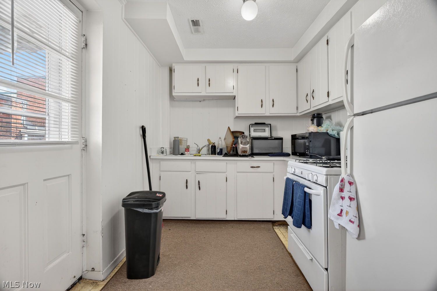 215 Church Street Amherst OH 44001