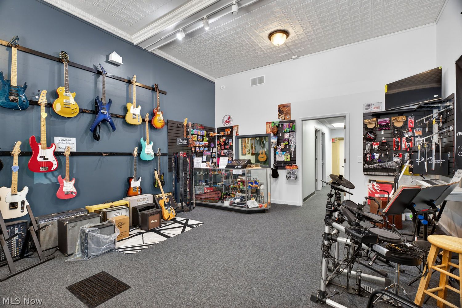 215 Church Street Amherst OH 44001