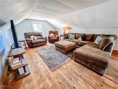 1377 Southeast Avenue Tallmadge OH 44278