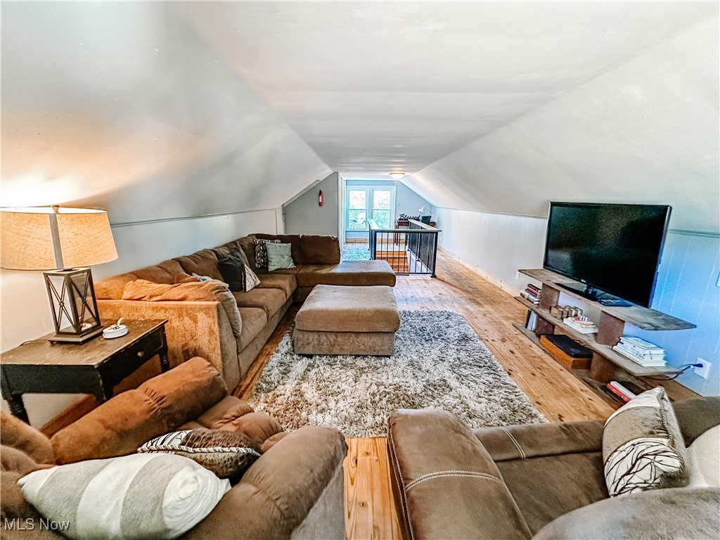 1377 Southeast Avenue Tallmadge OH 44278