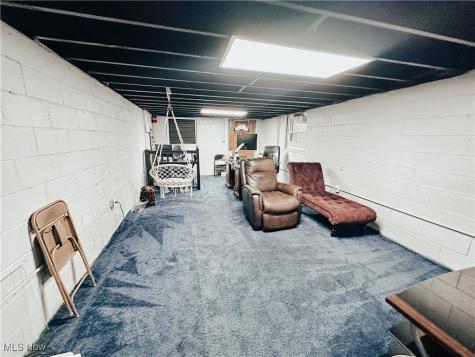 1377 Southeast Avenue Tallmadge OH 44278