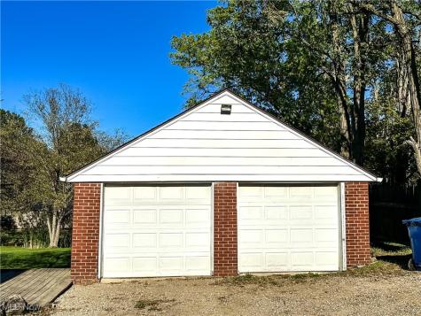 1377 Southeast Avenue Tallmadge OH 44278