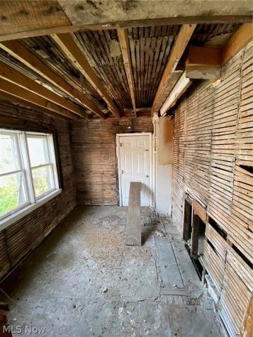 15213 Ridpath Avenue Cleveland OH 44110