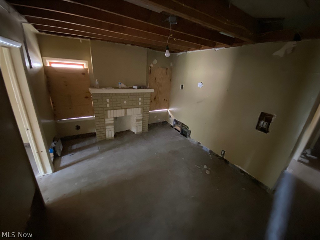 15213 Ridpath Avenue Cleveland OH 44110
