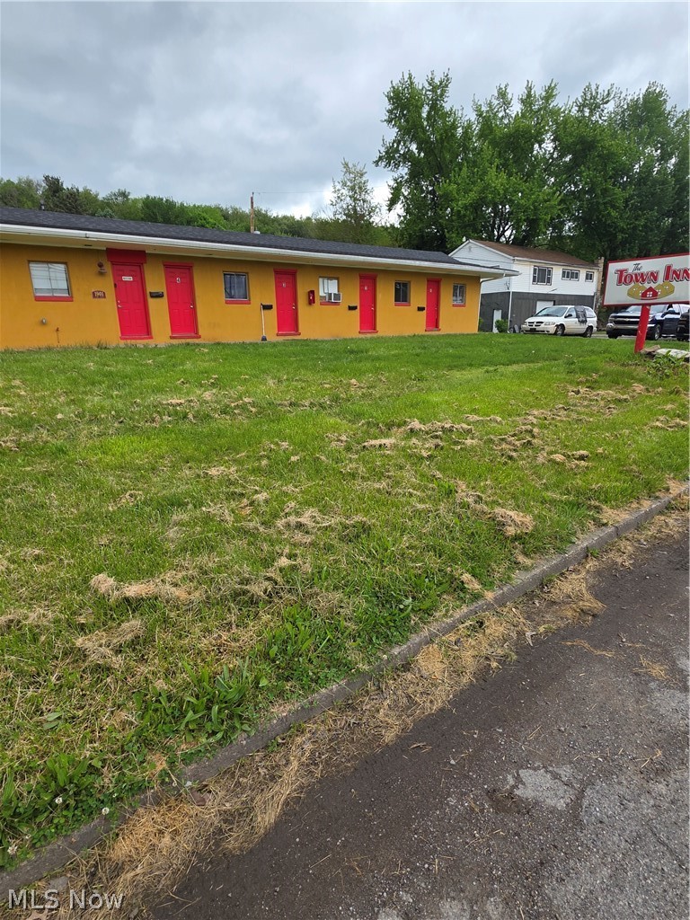 1901 Clark Avenue Wellsville OH 43968