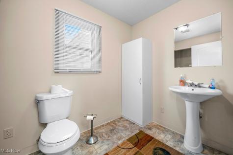 111 S Center Street Lagrange OH 44050