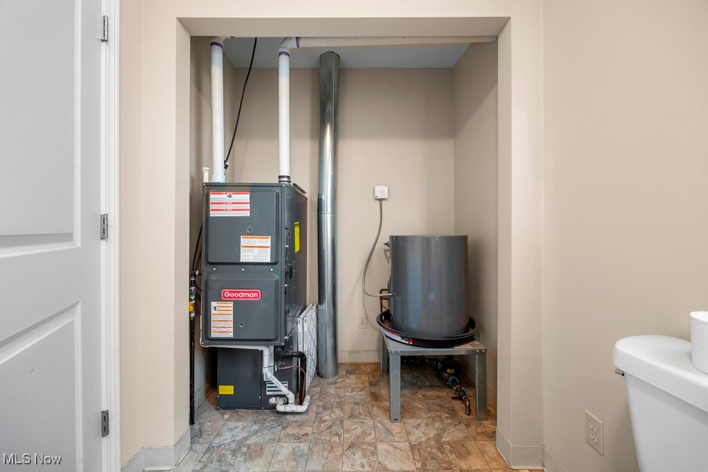 111 S Center Street Lagrange OH 44050