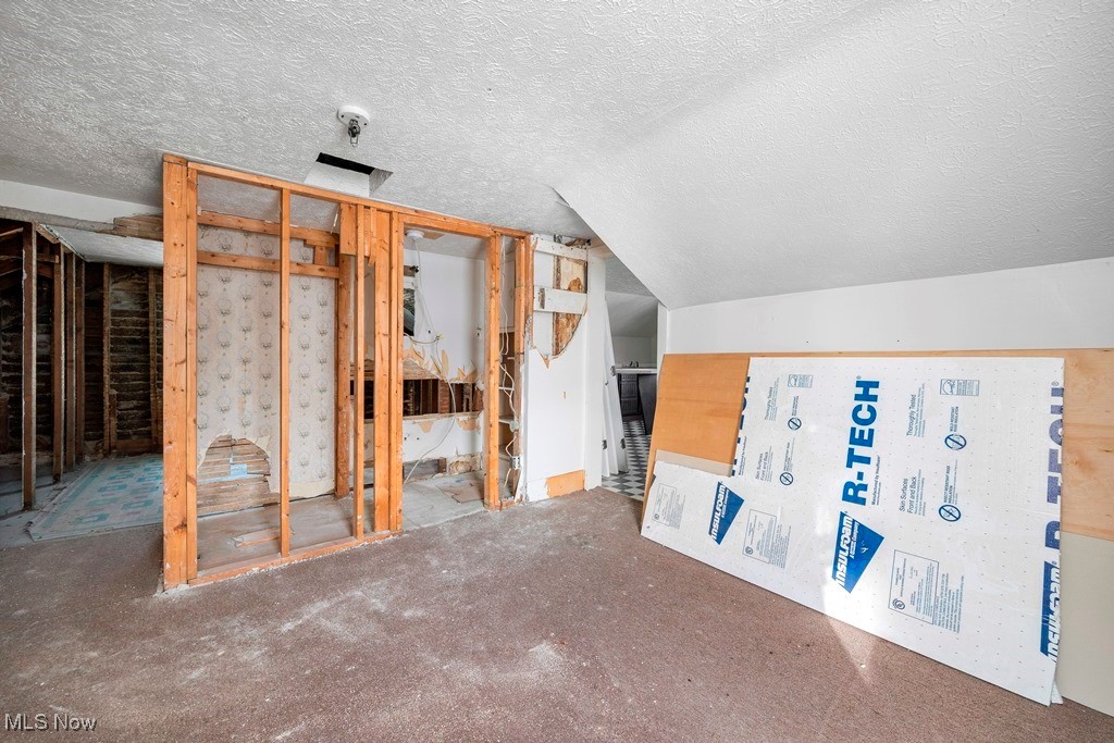 111 S Center Street Lagrange OH 44050