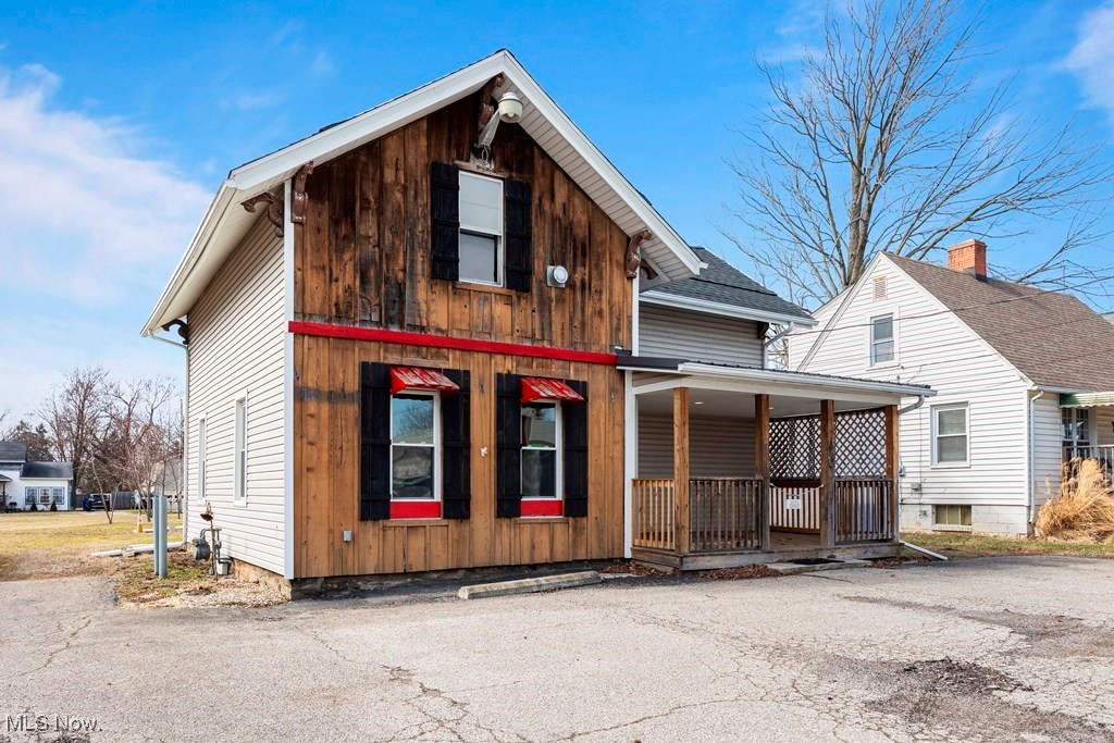 111 S Center Street Lagrange OH 44050