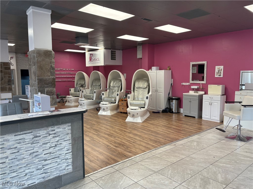 1475-1479 Aster Akron OH 44301