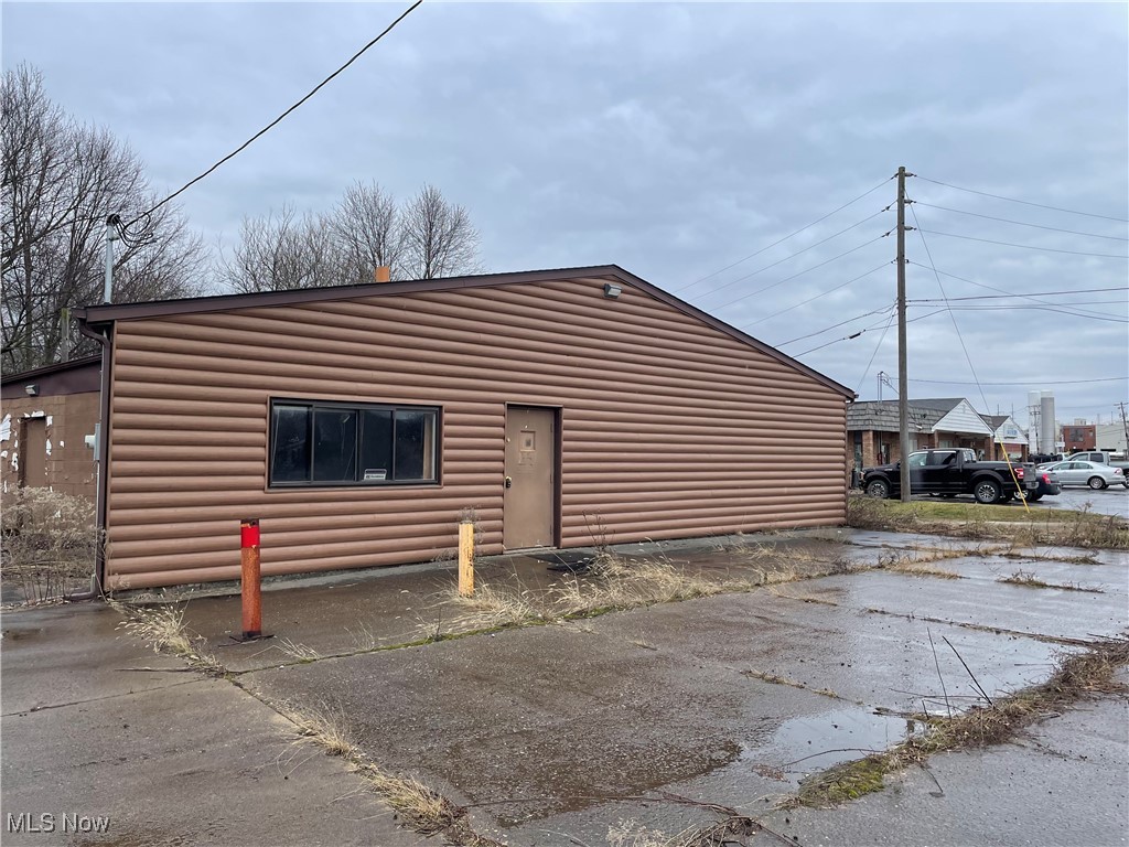 4520 Navarre Road SW Canton OH 44706