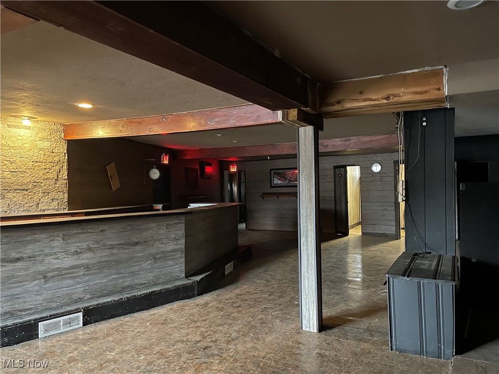 4520 Navarre Road SW Canton OH 44706