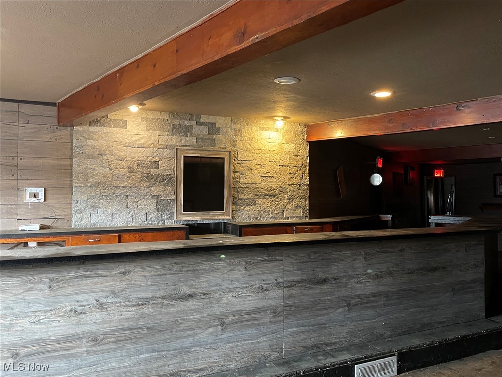 4520 Navarre Road SW Canton OH 44706