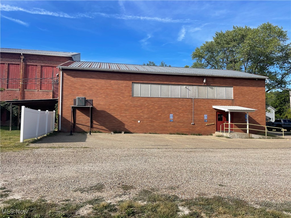 2088 North Avenue Cambridge OH 43725