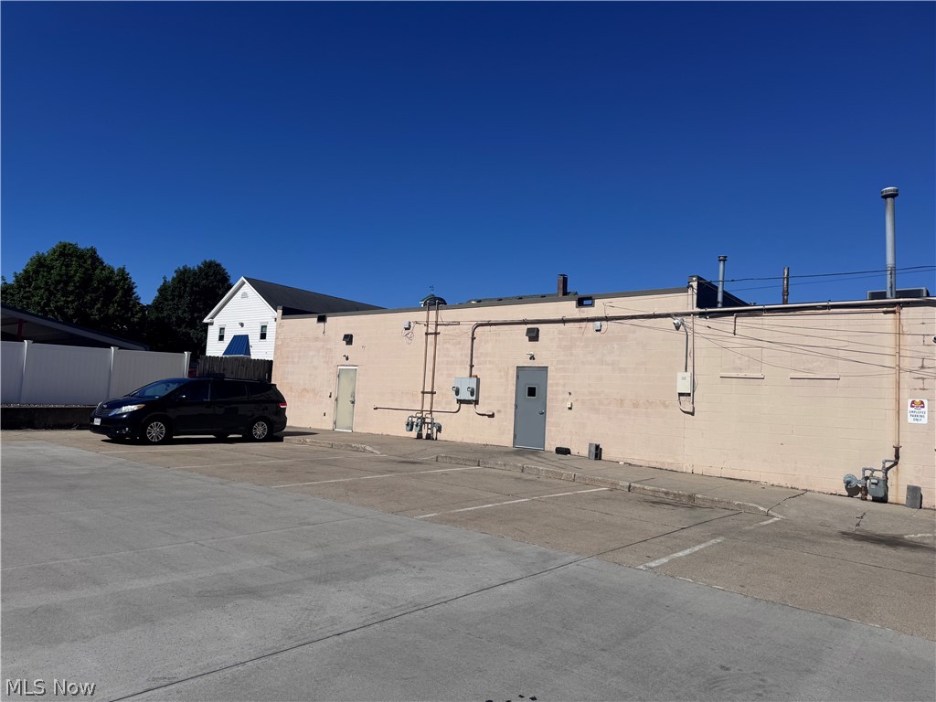 238 N Court Street Medina OH 44256