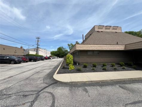 2651 W Market Street Fairlawn OH 44333