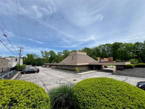 2651 W Market Street Fairlawn OH 44333