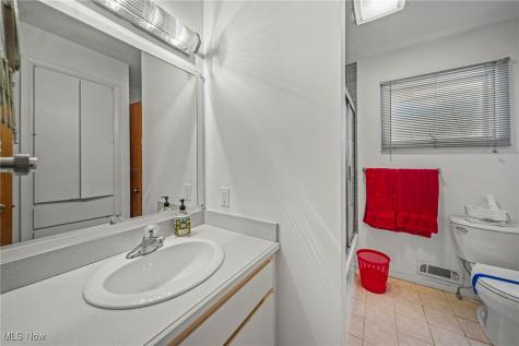 8241 Lewis Road Berea OH 44017