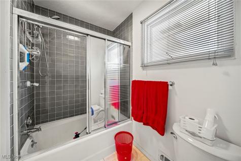 8241 Lewis Road Berea OH 44017