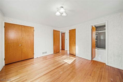 8241 Lewis Road Berea OH 44017