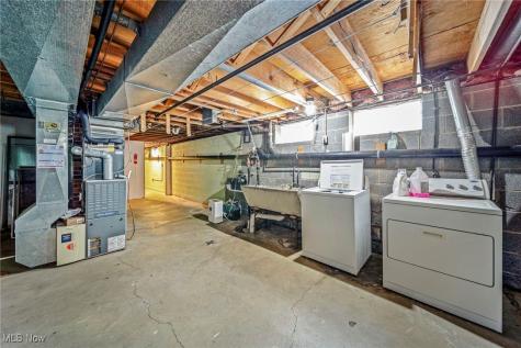 8241 Lewis Road Berea OH 44017