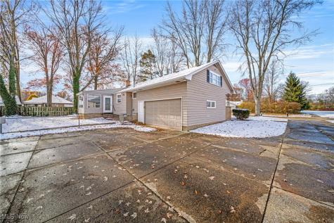 8241 Lewis Road Berea OH 44017