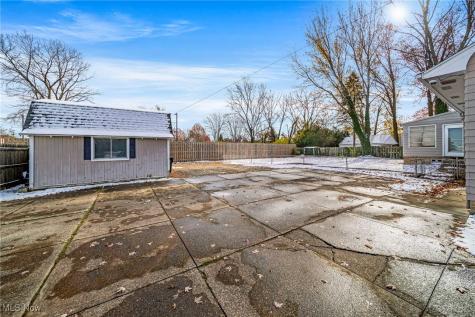 8241 Lewis Road Berea OH 44017