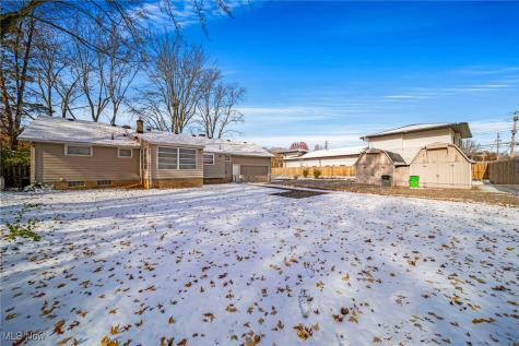 8241 Lewis Road Berea OH 44017