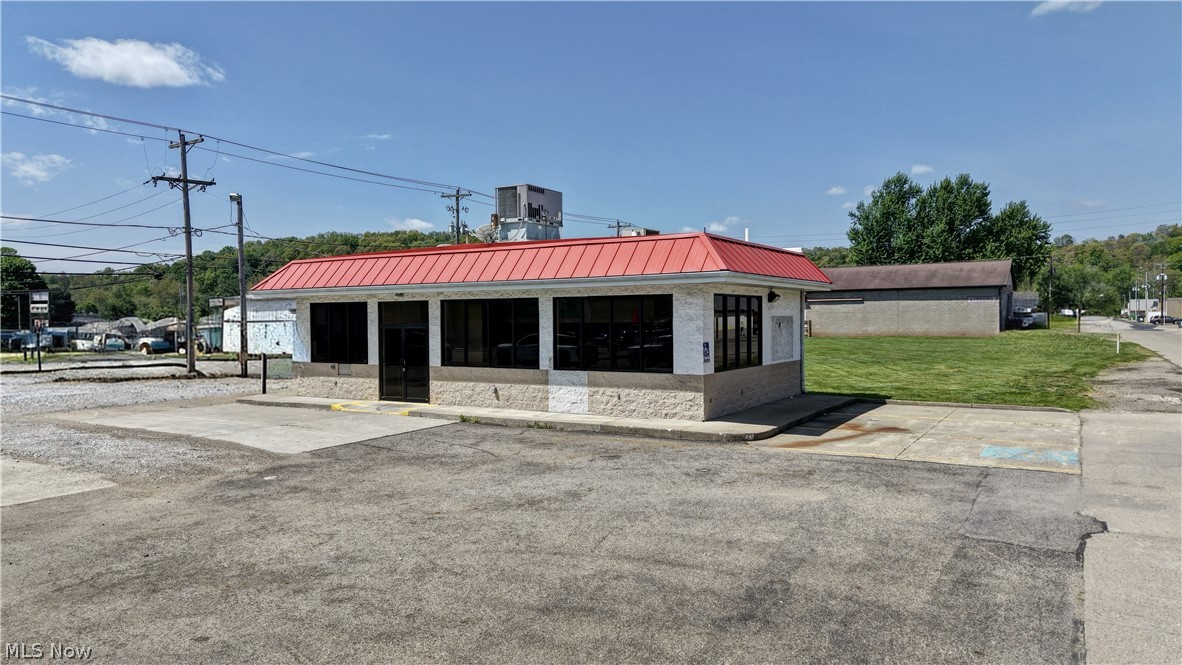 501 S 2nd Street Coshocton OH 43812