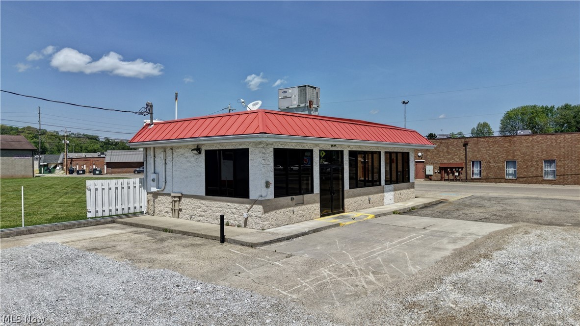 501 S 2nd Street Coshocton OH 43812