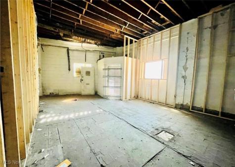 12103 Kinsman Road Cleveland OH 44120