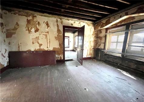 12103 Kinsman Road Cleveland OH 44120