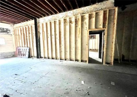 12103 Kinsman Road Cleveland OH 44120