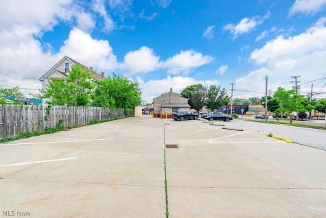 3284 W 117th Street Cleveland OH 44111