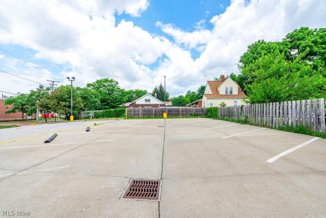3284 W 117th Street Cleveland OH 44111