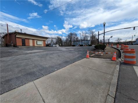 5 E Main Street Madison OH 44057