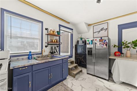 5913 Denison Avenue Cleveland OH 44102