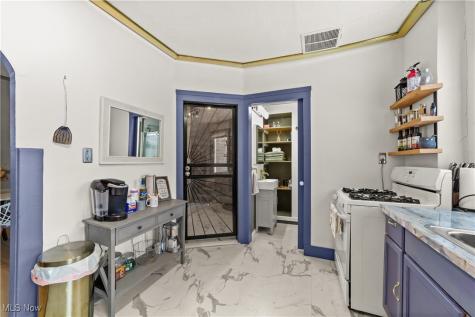 5913 Denison Avenue Cleveland OH 44102